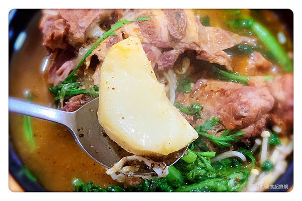 【台北美食】東輝韓食館 ~ 物超所值的韓國烤肉/馬鈴薯豬骨湯❤️全程幫你烤(附菜單) - 捷運行天宮站