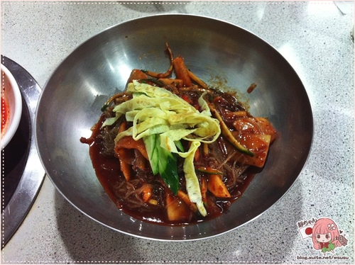 中山區 ❤東輝韓食館❤ 道地韓國味的馬鈴薯豬骨湯。近捷運行天宮站。