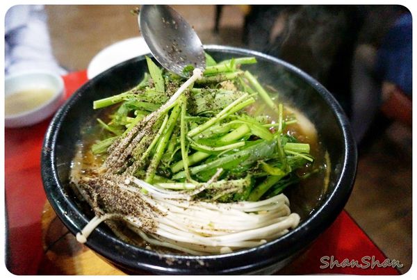 「東輝韓食館」-CP值滿點的韓國烤肉還有招牌馬鈴薯豬骨湯(近行天宮)
