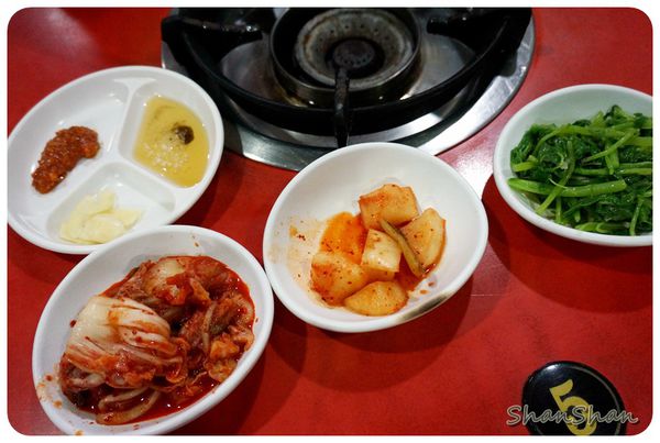 「東輝韓食館」-CP值滿點的韓國烤肉還有招牌馬鈴薯豬骨湯(近行天宮)