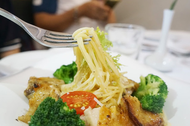 【台中西屯牛排推薦】菲菲花園義式餐廳-西式浪漫約會餐廳、家庭聚會、生日聖誕節餐廳