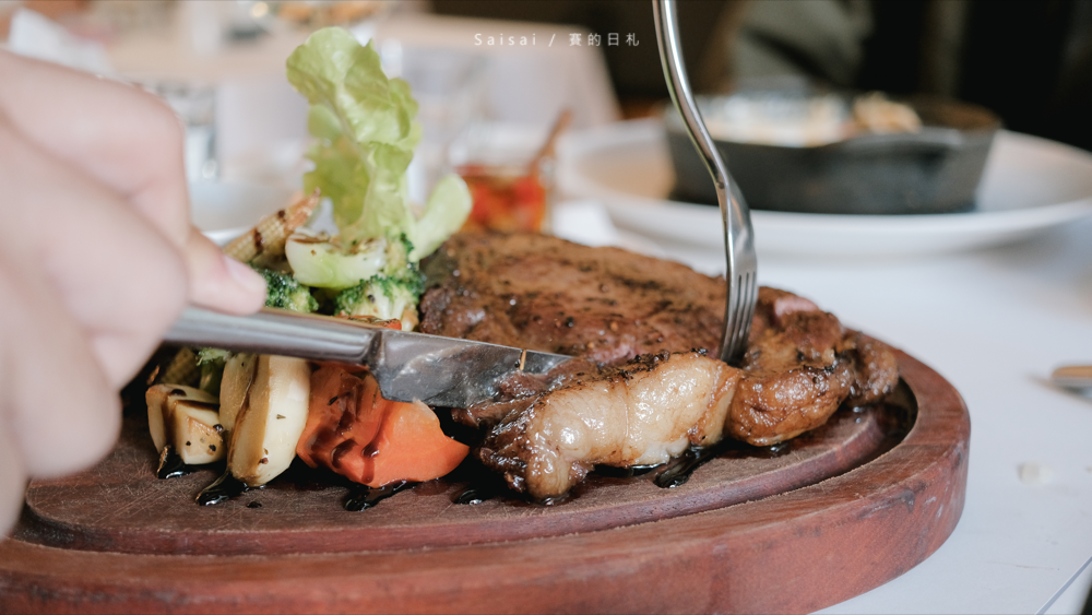 台中西屯牛排 菲菲花園 義式餐廳 聚餐約會 風味美國肋眼牛排 賽的日札-38.png