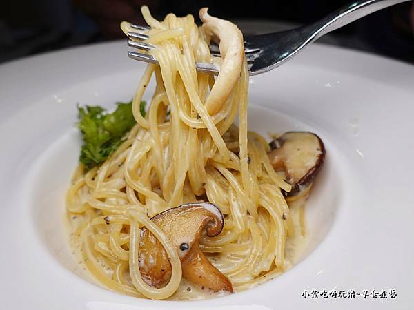 義大利阿爾巴松露義大利麵-菲菲花園義式餐廳  (1).jpg