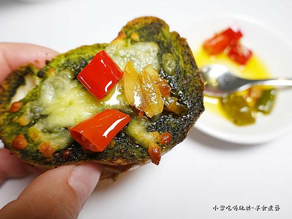 青醬焗烤麵包-菲菲花園義式餐廳 (3).jpg