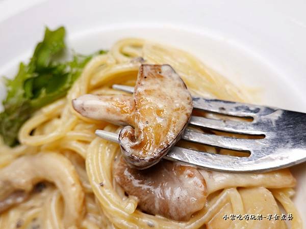 義大利阿爾巴松露義大利麵-菲菲花園義式餐廳  (2).jpg