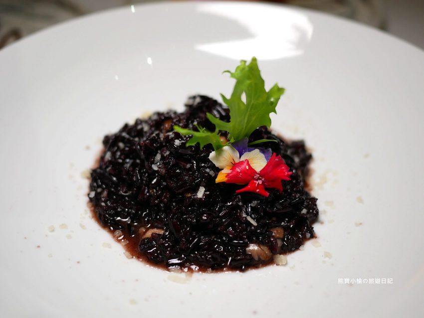 【台中西屯美食】菲菲花園義式餐廳用餐心得分享,台中市政府氣氛聚餐餐廳推薦!台中西屯牛排館當月壽星享生日優惠,內文附詳細菜單價位介紹。 @熊寶小榆の旅遊日記