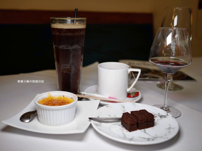 【台中西屯美食】菲菲花園義式餐廳用餐心得分享,台中市政府氣氛聚餐餐廳推薦!台中西屯牛排館當月壽星享生日優惠,內文附詳細菜單價位介紹。 @熊寶小榆の旅遊日記