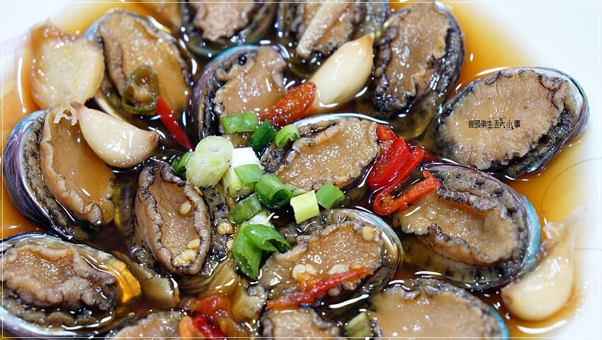 日芳珍饌2024五福年菜：鮑魚米雞、干貝、蝦捲、醬煮鮑、烏魚子，新年佳餚等你品味