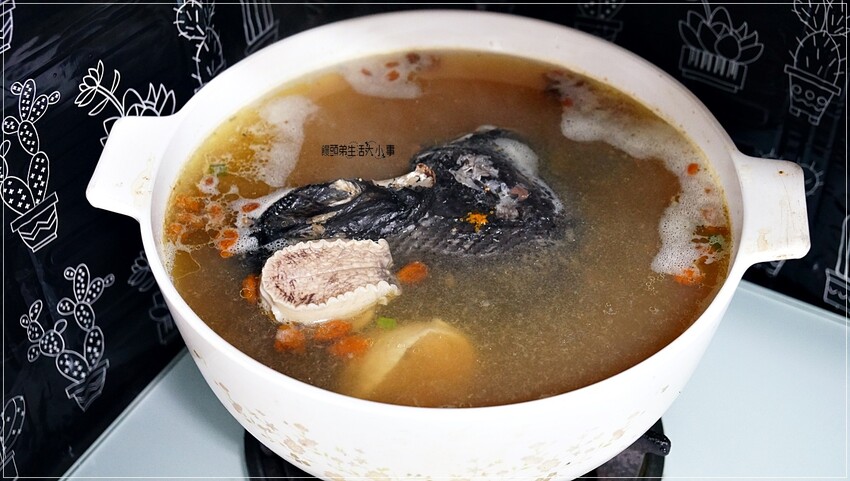 日芳珍饌2024五福年菜：鮑魚米雞、干貝、蝦捲、醬煮鮑、烏魚子，新年佳餚等你品味