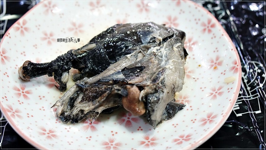 日芳珍饌2024五福年菜：鮑魚米雞、干貝、蝦捲、醬煮鮑、烏魚子，新年佳餚等你品味