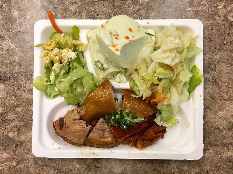 【板橋｜江子翠站】福記燒臘便當＿網路好評不斷呼聲最高的板橋燒臘店＿晚來就吃不到的「鴨腿飯」