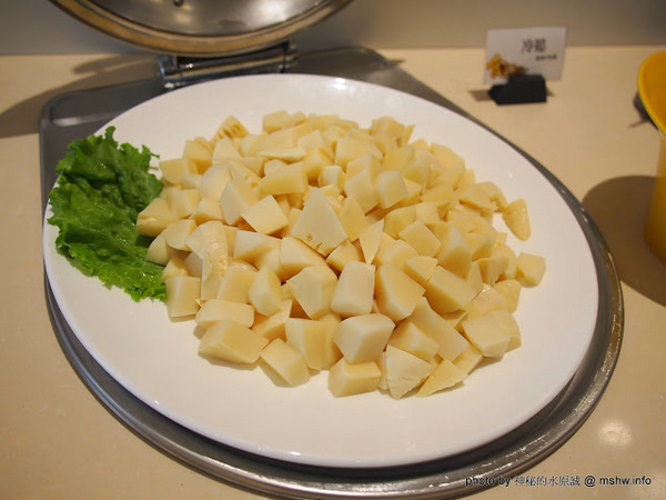 食觀天下複合式餐廳：【食記】彰化食觀天下複合式餐廳@員林 : 食材新鮮,種類多元的海鮮百匯自助餐,算是對得起價格吧!