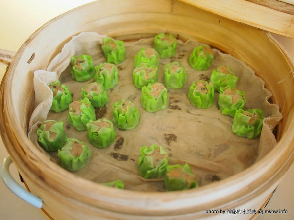 食觀天下複合式餐廳：【食記】彰化食觀天下複合式餐廳@員林 : 食材新鮮,種類多元的海鮮百匯自助餐,算是對得起價格吧!