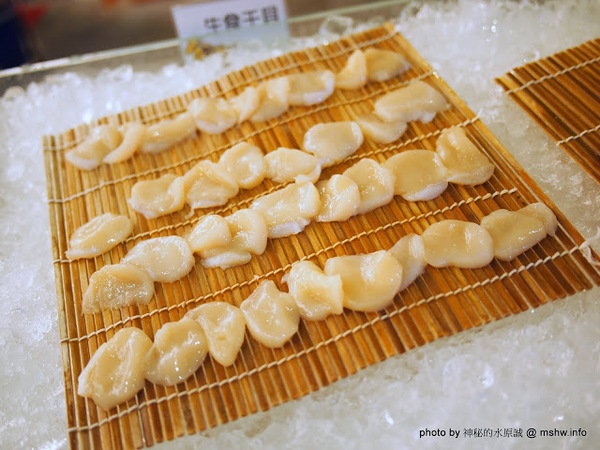 食觀天下複合式餐廳：【食記】彰化食觀天下複合式餐廳@員林 : 食材新鮮,種類多元的海鮮百匯自助餐,算是對得起價格吧!