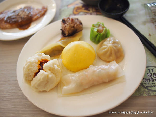 食觀天下複合式餐廳：【食記】彰化食觀天下複合式餐廳@員林 : 食材新鮮,種類多元的海鮮百匯自助餐,算是對得起價格吧!