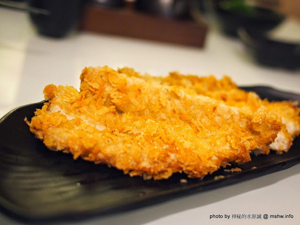 松屋丼飯專賣：【食記】台中松屋丼日式蓋飯.刺身.烏龍麵@西屯 : 隱藏主廚的新據點,水準還不錯的平價日式蓋飯