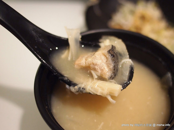 松屋丼飯專賣：【食記】台中松屋丼日式蓋飯.刺身.烏龍麵@西屯 : 隱藏主廚的新據點,水準還不錯的平價日式蓋飯