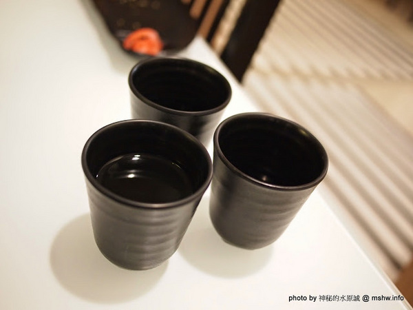 松屋丼飯專賣：【食記】台中松屋丼日式蓋飯.刺身.烏龍麵@西屯 : 隱藏主廚的新據點,水準還不錯的平價日式蓋飯