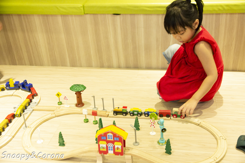 【親子餐廳】大樹先生的家/大樹露營季~與知名戶外露營品牌Coleman攜手打造城市露營區,體驗露營野炊的樂趣