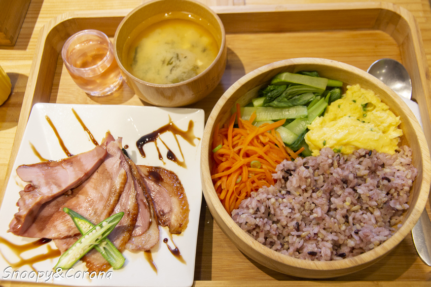 【親子餐廳】大樹先生的家/大樹露營季~與知名戶外露營品牌Coleman攜手打造城市露營區,體驗露營野炊的樂趣