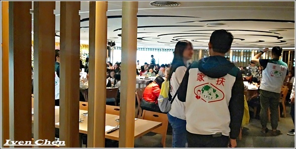 原素食府： 《捷運府中站素食》素食者的天堂\時尚場地\聚餐婚宴\健康環保\素食中的極品『原素食府』