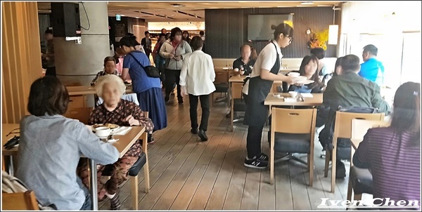 原素食府： 《捷運府中站素食》素食者的天堂\時尚場地\聚餐婚宴\健康環保\素食中的極品『原素食府』