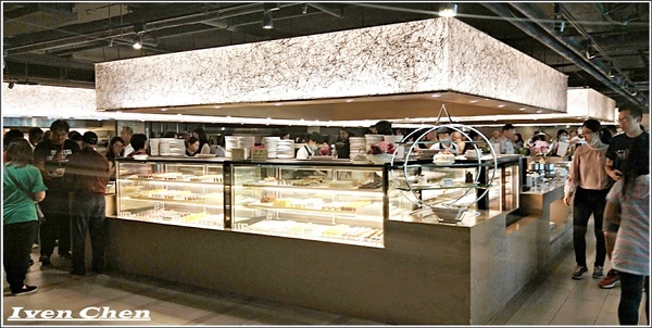 原素食府： 《捷運府中站素食》素食者的天堂\時尚場地\聚餐婚宴\健康環保\素食中的極品『原素食府』