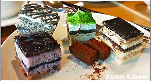 原素食府： 《捷運府中站素食》素食者的天堂\時尚場地\聚餐婚宴\健康環保\素食中的極品『原素食府』