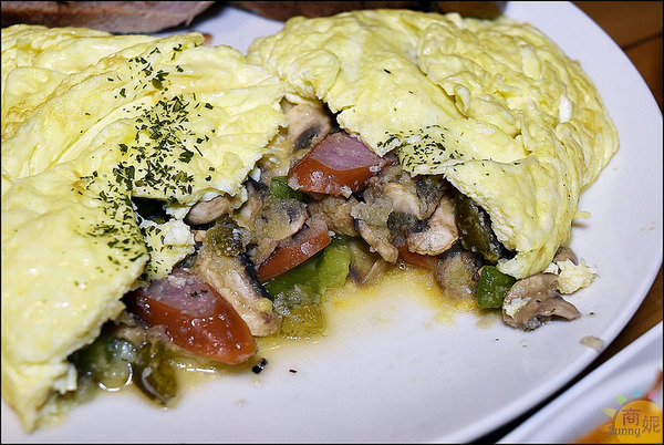The Baker 滿庭芳焙客鄉村廚房:逢甲巷弄美食。逢甲學生都愛吃這家!The Baker焙客鄉村廚房@sunny吃喝遊樂