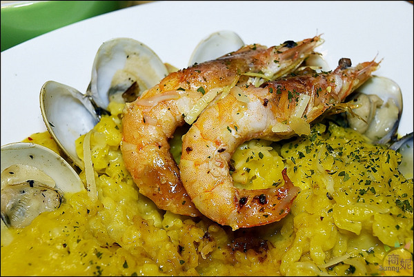 The Baker 滿庭芳焙客鄉村廚房:逢甲巷弄美食。逢甲學生都愛吃這家!The Baker焙客鄉村廚房@sunny吃喝遊樂