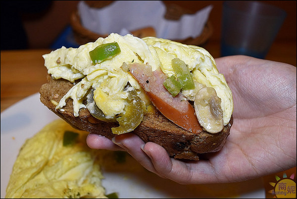 The Baker 滿庭芳焙客鄉村廚房:逢甲巷弄美食。逢甲學生都愛吃這家!The Baker焙客鄉村廚房@sunny吃喝遊樂