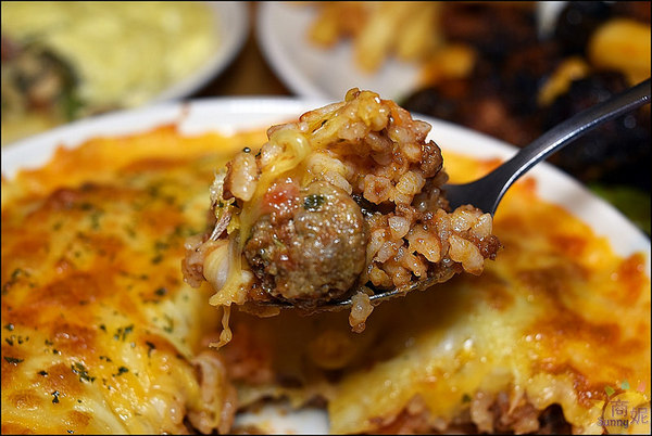 The Baker 滿庭芳焙客鄉村廚房:逢甲巷弄美食。逢甲學生都愛吃這家!The Baker焙客鄉村廚房@sunny吃喝遊樂