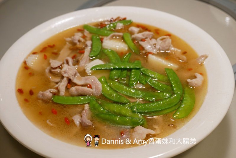 《新竹美食》新橋弄堂精緻上海料理。園區人招待客戶最愛餐廳之一︱ 營業時間。菜單分享（ 影片）