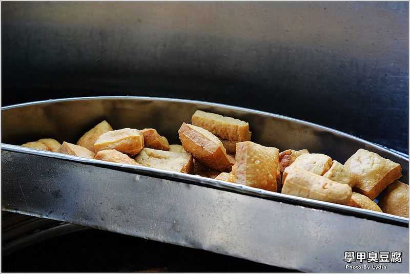 【食記│台南】學甲臭豆腐~學甲人從小吃到大/在地飄香四十年老店/每日限量賣完就收