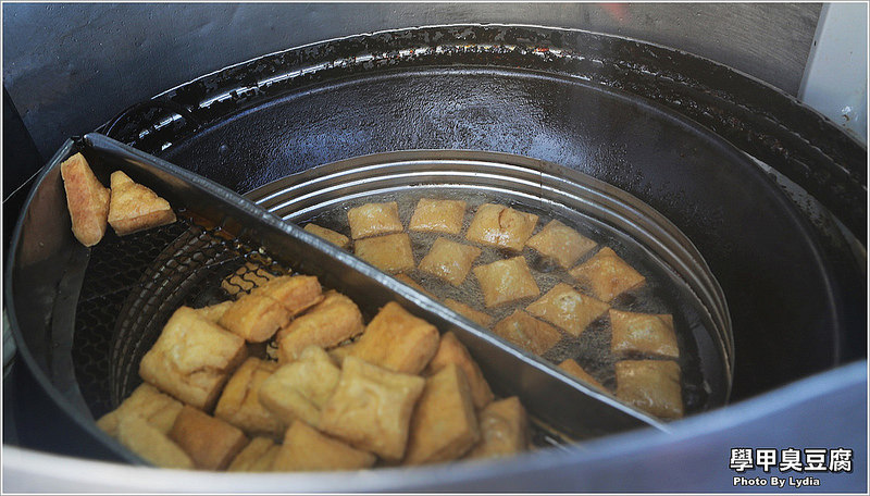 【食記│台南】學甲臭豆腐~學甲人從小吃到大/在地飄香四十年老店/每日限量賣完就收