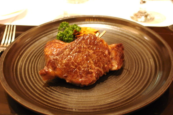 金磚牛排--高級牛排嚮宴