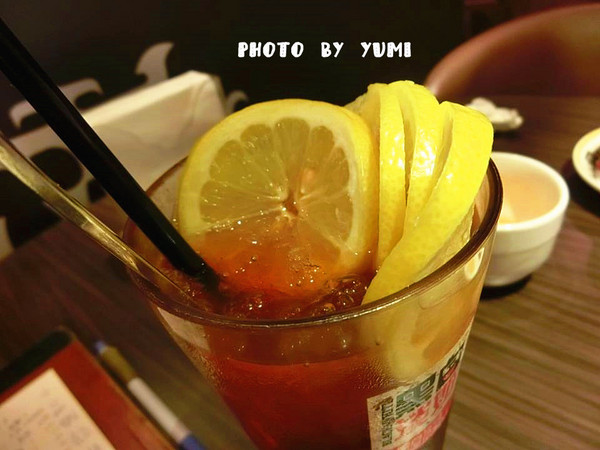 哄供港式茶餐廳：【台中食記】最黯然消魂的茶餐廳!哄堂開懷好味與供@哄供港式茶餐廳