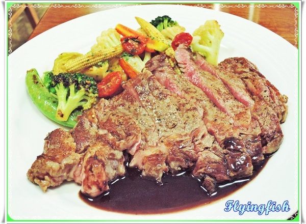 大嗑西式餐館：✜ 聚餐、淺酌滴歐式料理歡樂好所在－「大嗑西式餐館Ducky Restaurant」｡◕‿‿◕｡