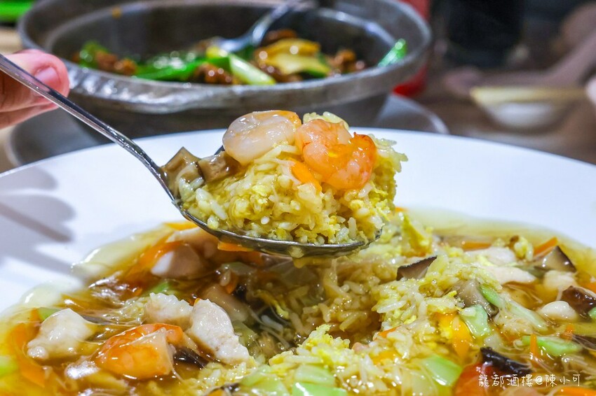 台北市中山區【台北烤鴨餐廳】‎龍都酒樓中山總店，一鴨三吃台北最好吃烤鴨