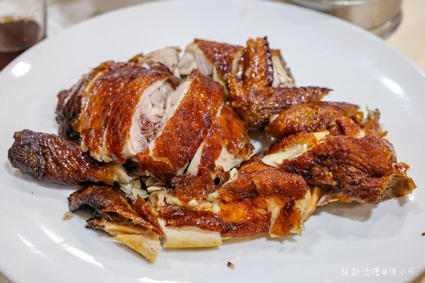 台北市中山區【台北烤鴨餐廳】‎龍都酒樓中山總店，一鴨三吃台北最好吃烤鴨