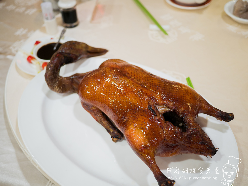 【台北】龍都酒樓｜廣式片皮鴨｜皮酥肉嫩又多汁