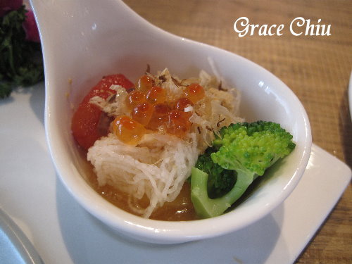 山藥麵線~参和院%2F參和院 台灣風格飲食~創意餐點%2F可愛造型包子%2F刺猬叉燒包%2F蘑菇包%2F奶酥包%2F兔子包%2F虎皮刈包%2F斑馬刈包%2F彩虹銀絲卷%2F五味九孔鮑甜筒