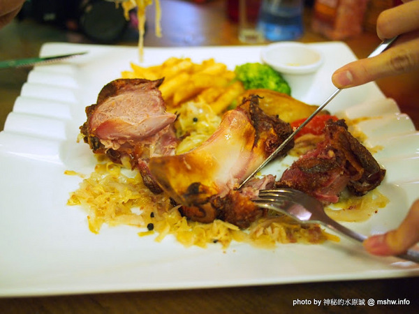 RUDOLPH魯道夫:【食記】新竹ROUDOLPH 魯道夫美式主題餐廳@竹北 : 餐點水準與價格接近的精緻排餐,喜愛美式餐廳的人不妨試試 RUDOLPH魯道夫:【食記】新竹ROUDOLPH 魯道夫美式主題餐廳@竹北 : 餐點水準與價格接近的精緻排餐,喜愛美式餐廳的人不妨試試