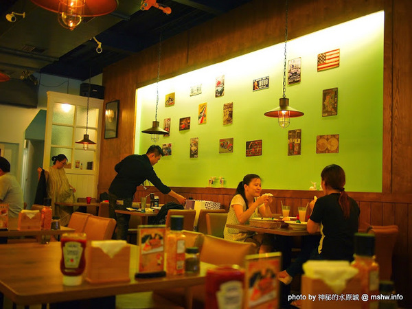 RUDOLPH魯道夫:【食記】新竹ROUDOLPH 魯道夫美式主題餐廳@竹北 : 餐點水準與價格接近的精緻排餐,喜愛美式餐廳的人不妨試試 RUDOLPH魯道夫:【食記】新竹ROUDOLPH 魯道夫美式主題餐廳@竹北 : 餐點水準與價格接近的精緻排餐,喜愛美式餐廳的人不妨試試