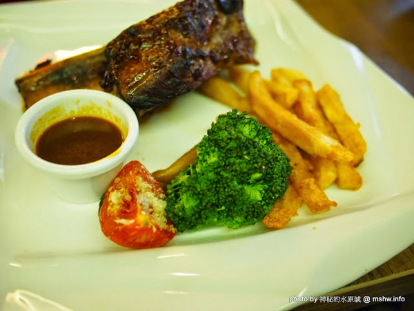 RUDOLPH魯道夫:【食記】新竹ROUDOLPH 魯道夫美式主題餐廳@竹北 : 餐點水準與價格接近的精緻排餐,喜愛美式餐廳的人不妨試試 RUDOLPH魯道夫:【食記】新竹ROUDOLPH 魯道夫美式主題餐廳@竹北 : 餐點水準與價格接近的精緻排餐,喜愛美式餐廳的人不妨試試