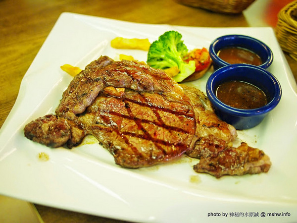 RUDOLPH魯道夫:【食記】新竹ROUDOLPH 魯道夫美式主題餐廳@竹北 : 餐點水準與價格接近的精緻排餐,喜愛美式餐廳的人不妨試試 RUDOLPH魯道夫:【食記】新竹ROUDOLPH 魯道夫美式主題餐廳@竹北 : 餐點水準與價格接近的精緻排餐,喜愛美式餐廳的人不妨試試