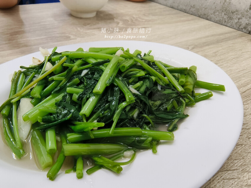 台南。安平》阿財牛肉湯(安平本店)