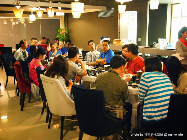 FRajo：【食記】台中Frajo Ice Cream@南屯 : 悠閒空間的小確幸, 傳說中的貴婦冰淇淋