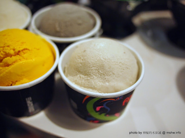 FRajo：【食記】台中Frajo Ice Cream@南屯 : 悠閒空間的小確幸, 傳說中的貴婦冰淇淋