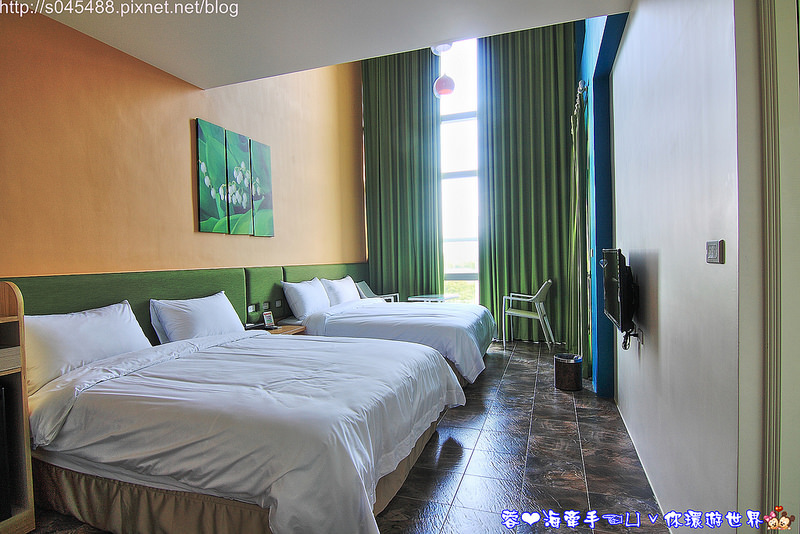 【宜蘭▍民宿】閒雲居♥坐擁冬山湖畔美景~不規則的俐落時尚外型，讓人留下深刻印象